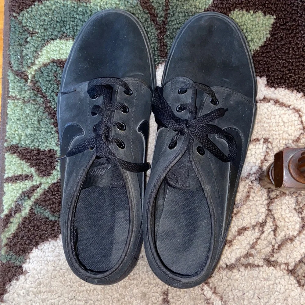 Nike men sneakers - Picture 1 of 4
